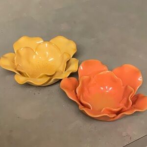 Beautiful set of appetizer or decor bowls or dishes.  Mint condition.  So unique